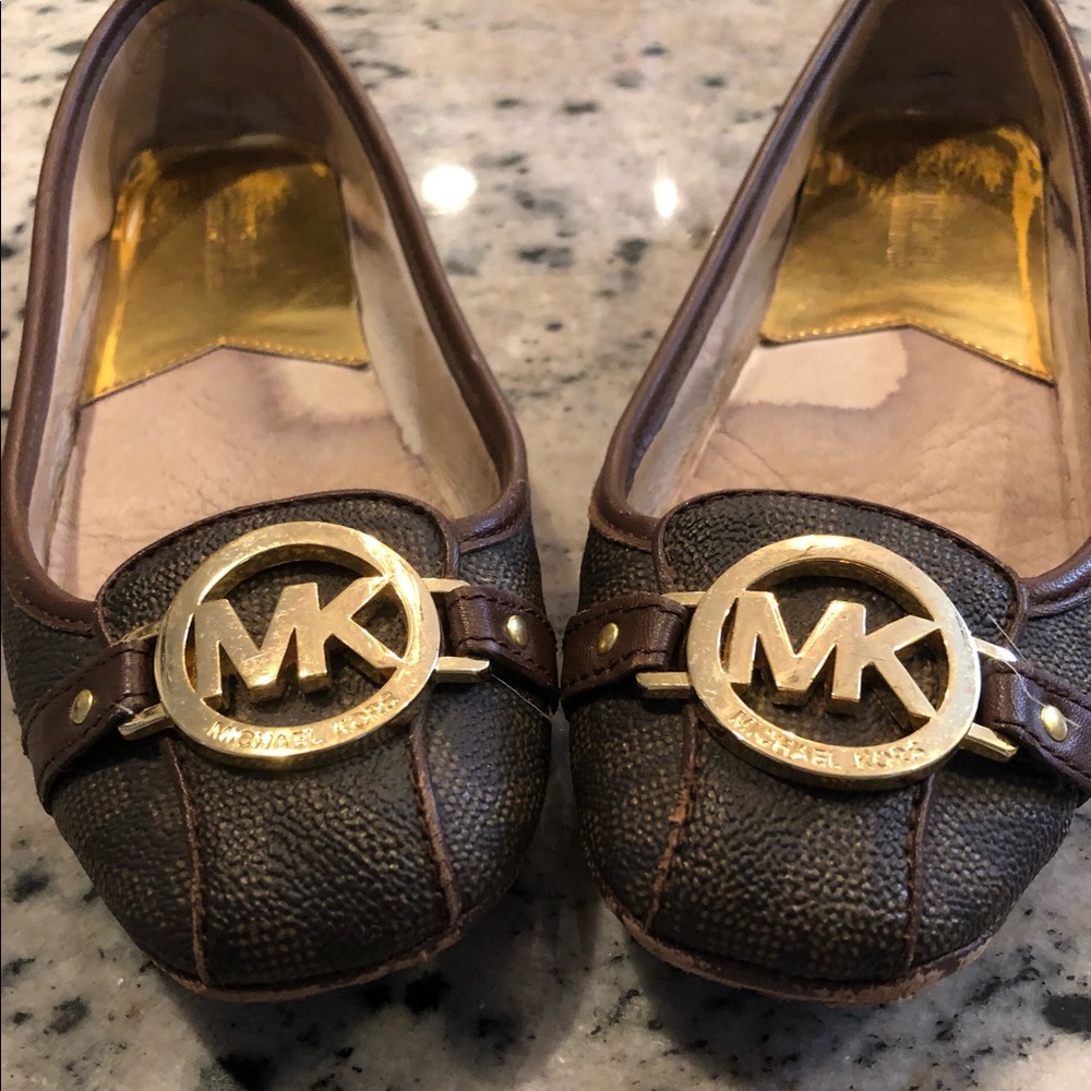 Michael Kors flats size 8